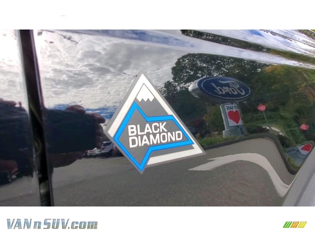 2021 Bronco Black Diamond 4x4 4-Door - Shadow Black / Black Onyx photo #26
