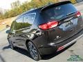 Chrysler Pacifica Limited Brilliant Black Crystal Pearl photo #31