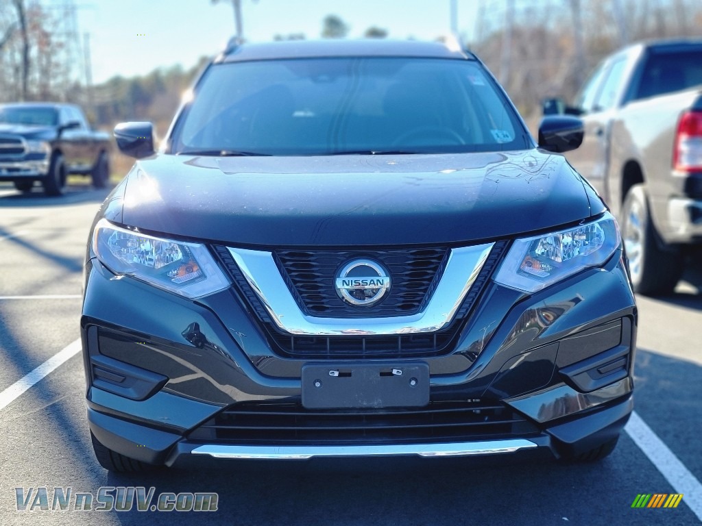 2019 Rogue S AWD - Magnetic Black / Charcoal photo #2