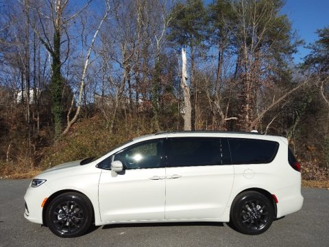 Luxury White Pearl 2021 Chrysler Pacifica Touring