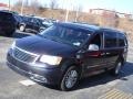 Chrysler Town & Country Limited Maximum Steel Metallic photo #6