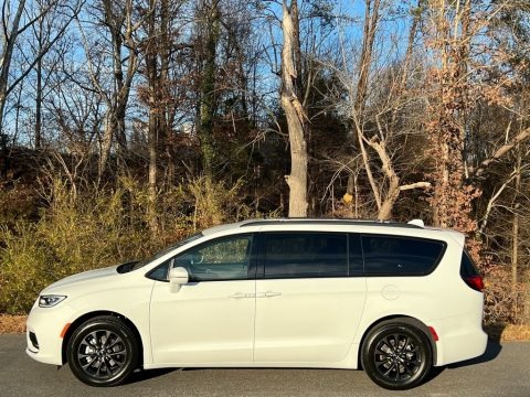 Bright White 2021 Chrysler Pacifica Touring