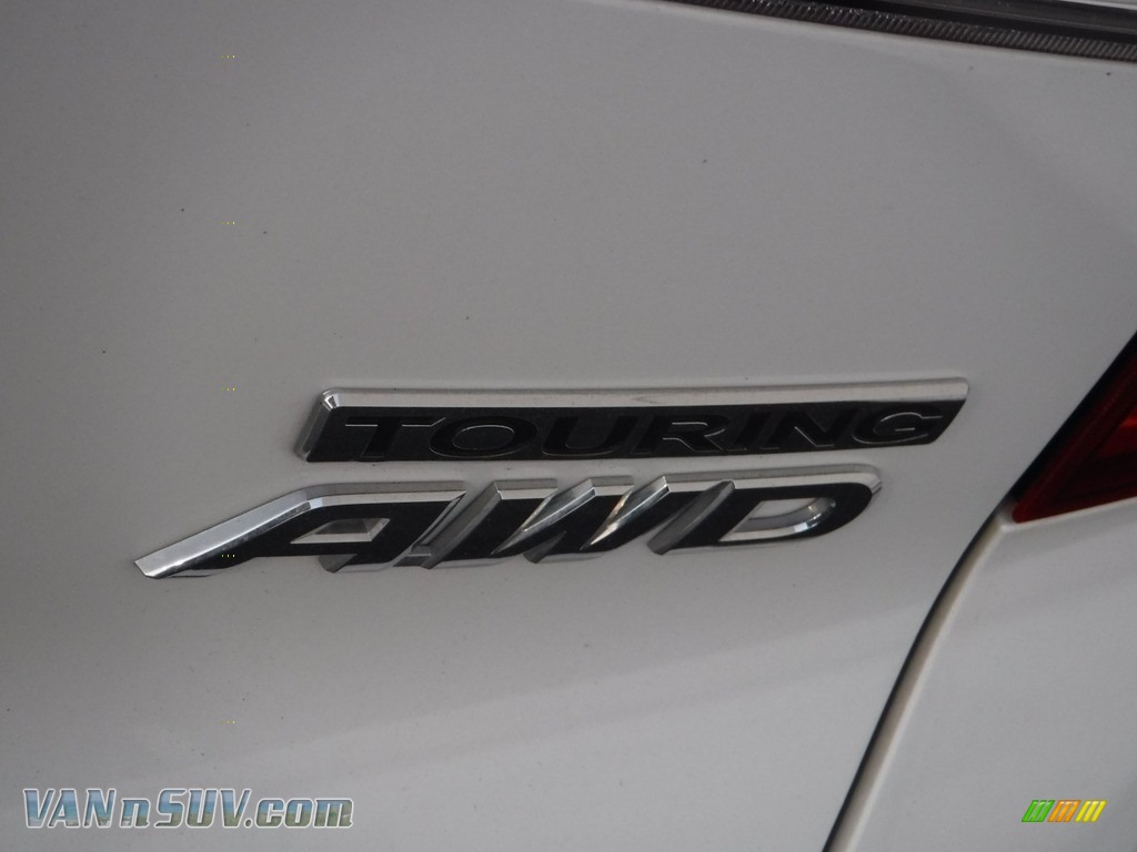 2021 Pilot Touring AWD - Platinum White Pearl / Beige photo #8