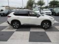 Nissan Rogue SL Pearl White Tricoat photo #3