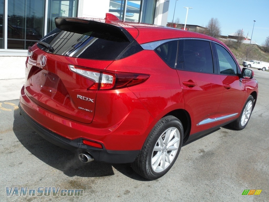 2019 RDX AWD - Performance Red Pearl / Parchment photo #10