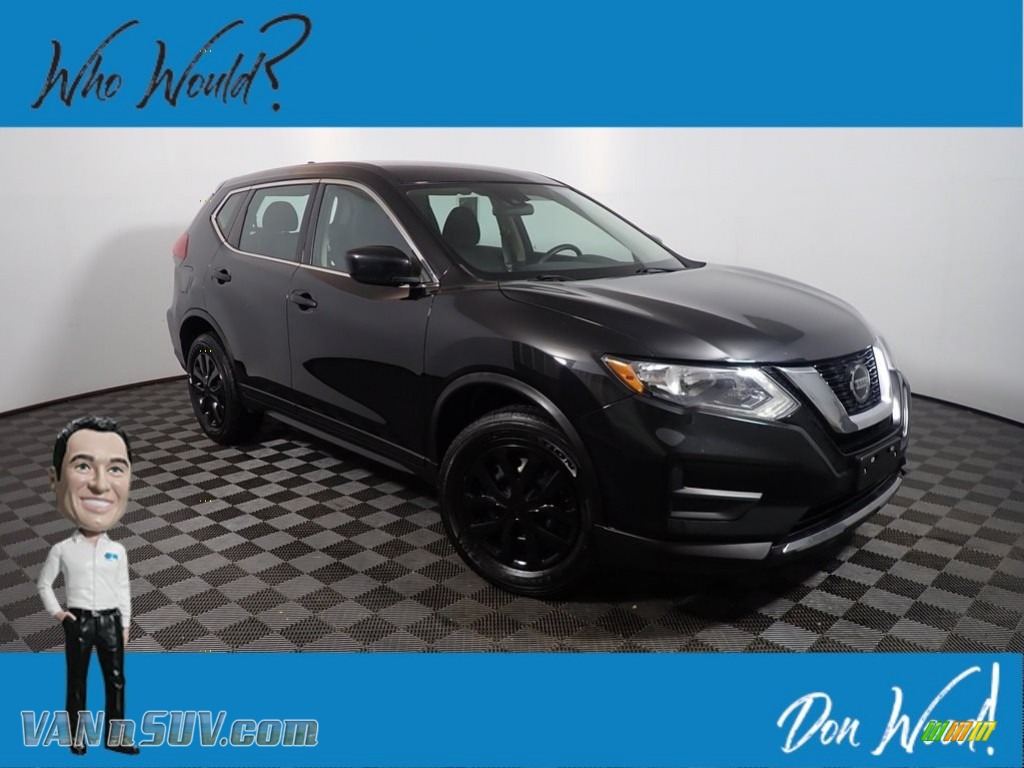 2019 Rogue S AWD - Magnetic Black / Charcoal photo #1