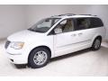 Chrysler Town & Country Limited Stone White photo #3
