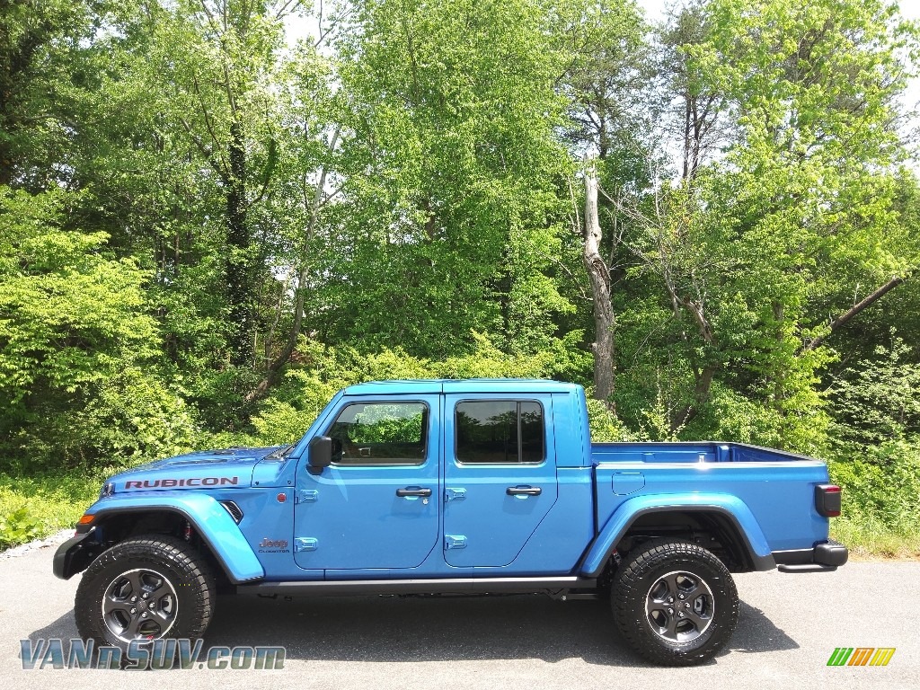 Hydro Blue Pearl / Black Jeep Gladiator Rubicon 4x4