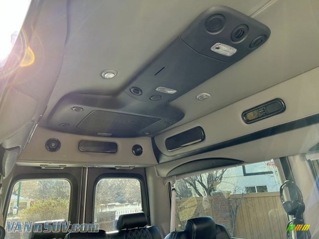 2019 Sprinter 2500 Passenger Van - Iridium Silver Metallic / Black photo #5