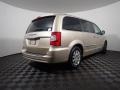 Chrysler Town & Country Touring Cashmere Pearl photo #18