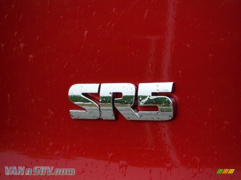 2019 4Runner SR5 4x4 - Barcelona Red Metallic / Graphite photo #12