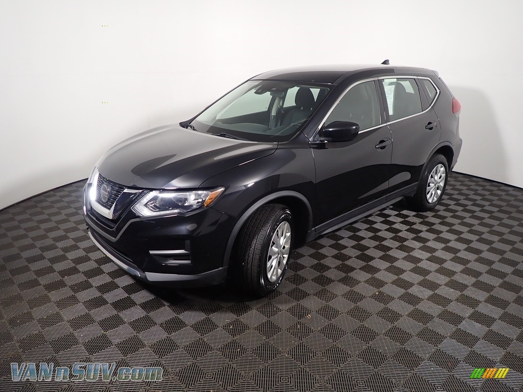 2020 Rogue S AWD - Magnetic Black Pearl / Charcoal photo #10