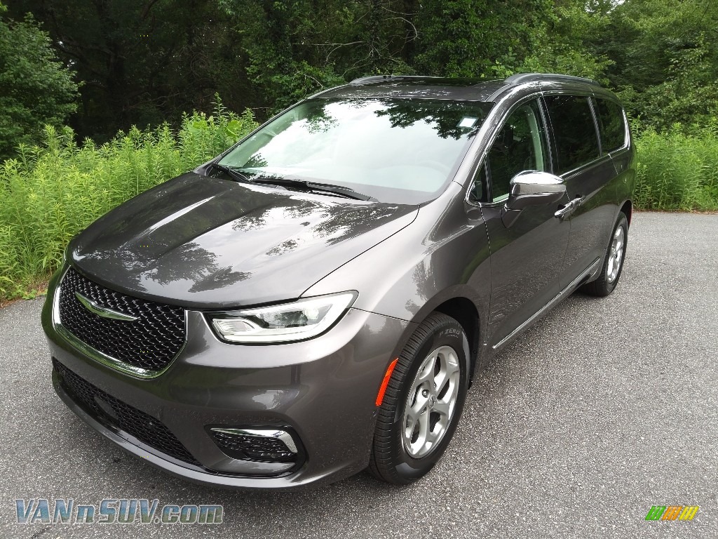 2022 Pacifica Limited AWD - Granite Crystal Metallic / Black/Alloy photo #2