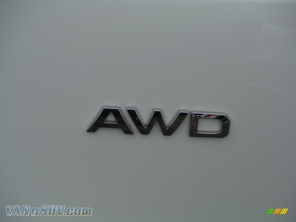 2020 Sportage LX AWD - Clear White / Black photo #4