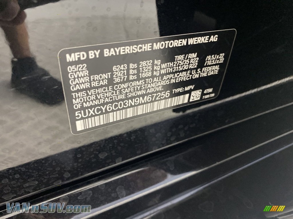 2022 X6 xDrive40i - Black Sapphire Metallic / Tacora Red photo #26