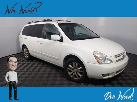 White 2008 Kia Sedona EX