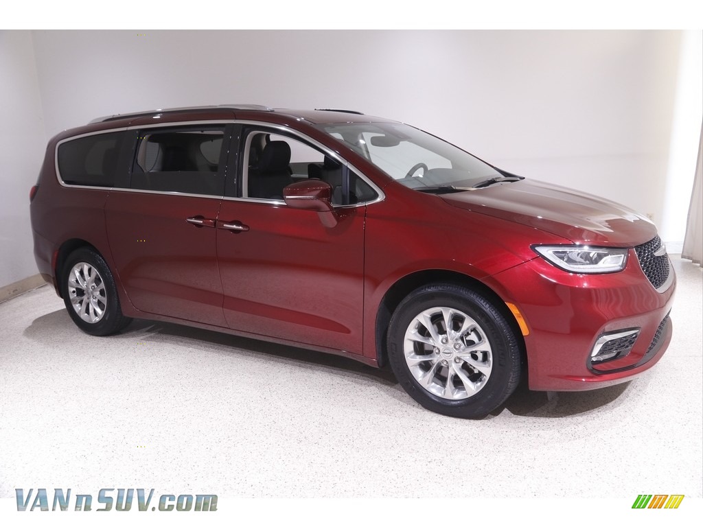 2021 Pacifica Touring L - Velvet Red Pearl / Black photo #1