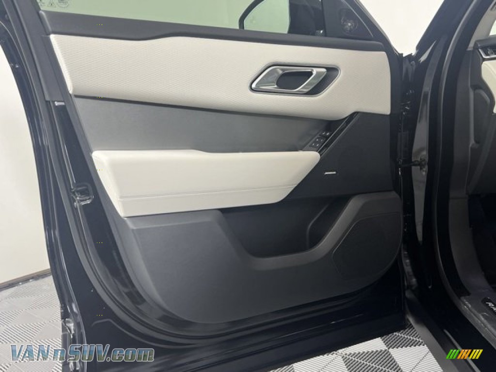 2023 Range Rover Velar S - Santorini Black Metallic / Light Oyster photo #12