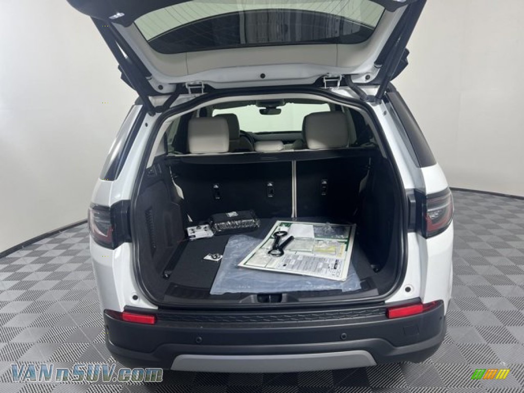 2023 Discovery Sport S - Fuji White / Light Oyster photo #24