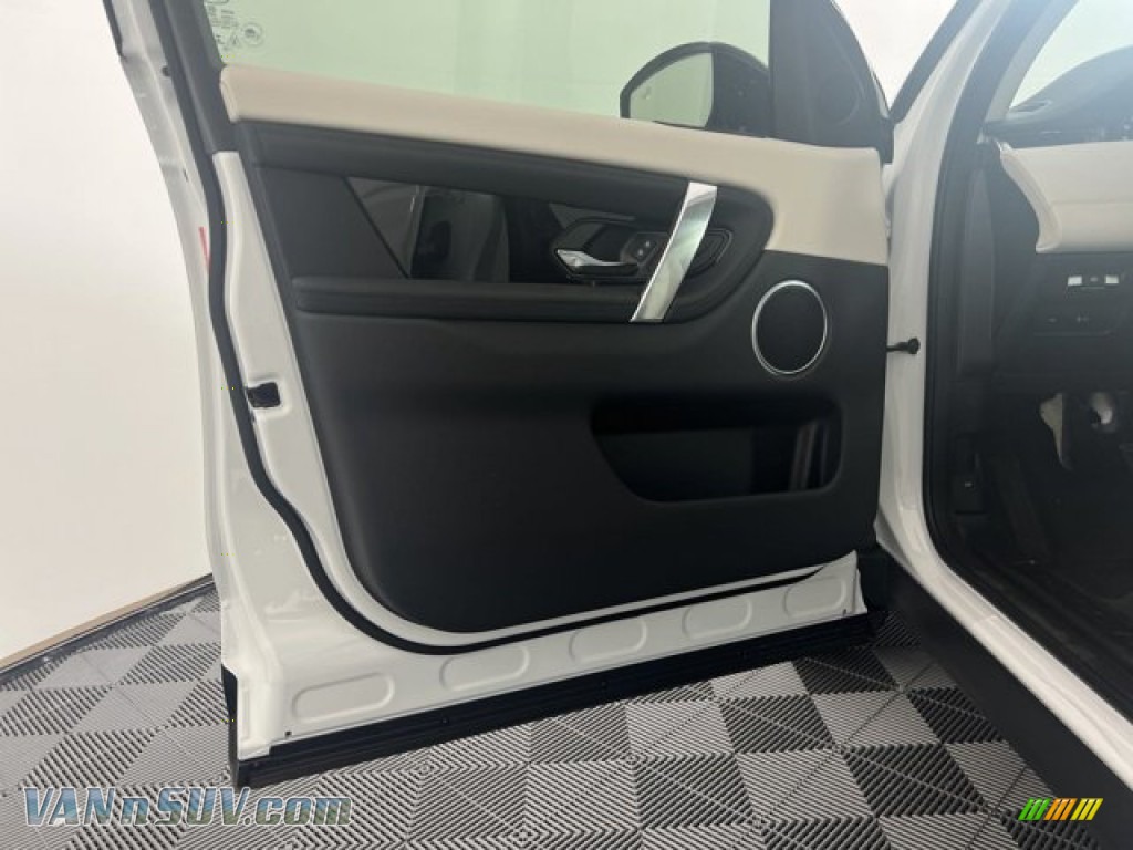 2023 Discovery Sport S - Fuji White / Light Oyster photo #13
