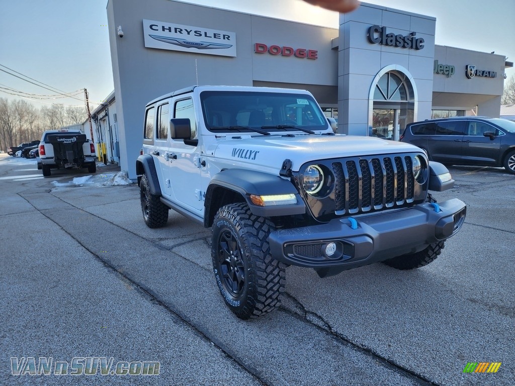 Bright White / Black Jeep Wrangler Unlimited Willys 4XE Hybrid