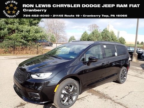 Brilliant Black Crystal Pearl 2022 Chrysler Pacifica Touring L AWD
