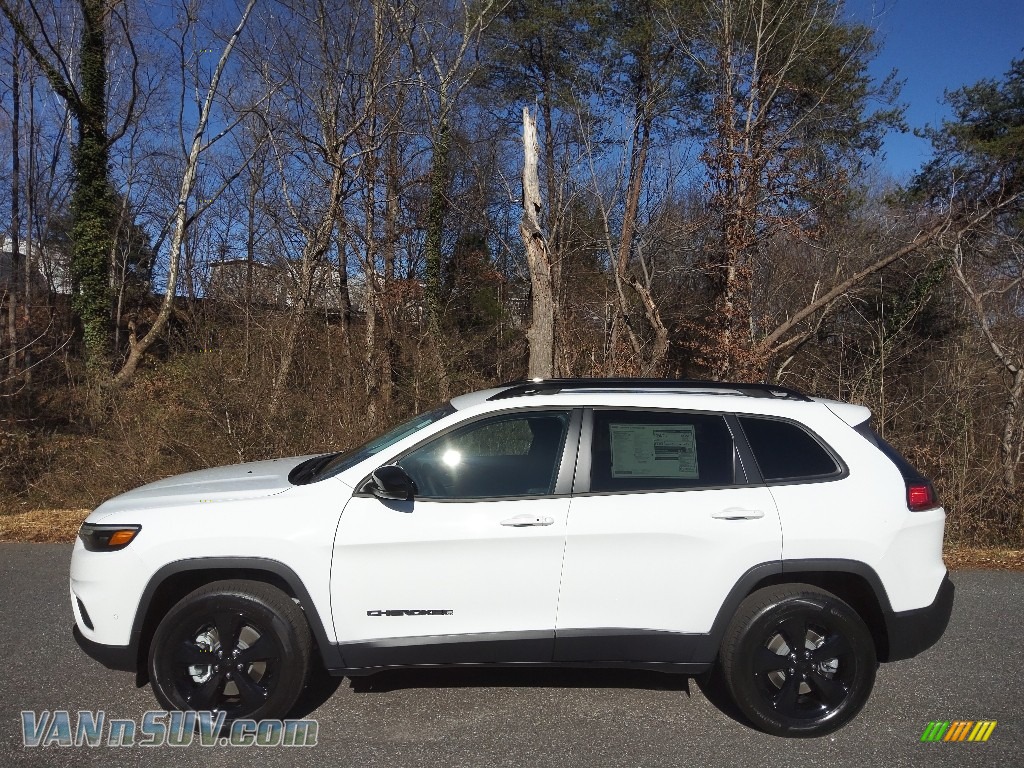 Bright White / Black Jeep Cherokee Altitude Lux 4x4