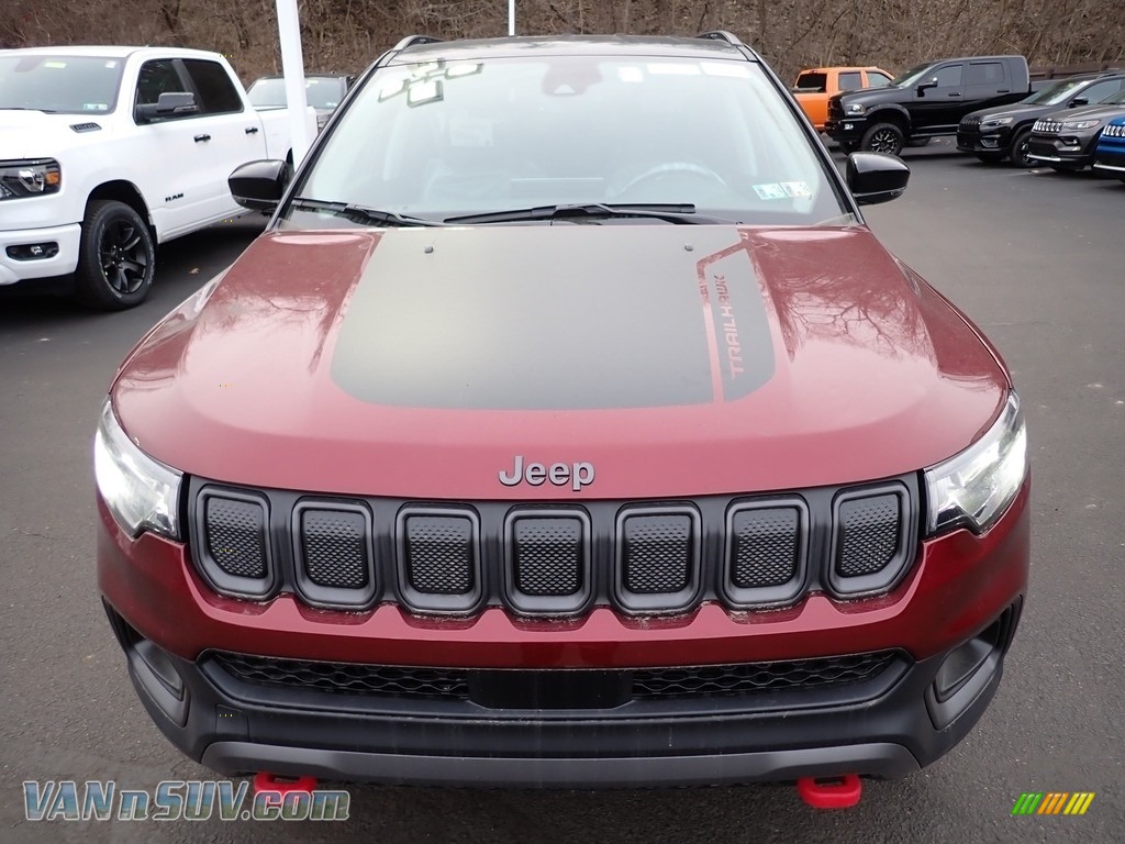 2022 Compass Trailhawk 4x4 - Velvet Red Pearl / Black/Ruby Red photo #9