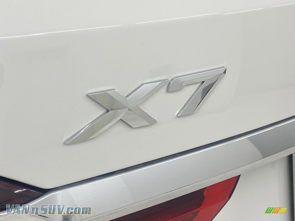 2020 X7 xDrive40i - Alpine White / Black photo #10