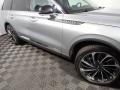 Lincoln Aviator Reserve AWD Silver Radiance photo #6
