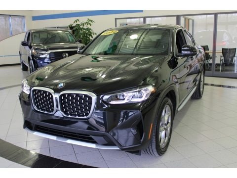 Black Sapphire Metallic 2022 BMW X4 xDrive30i