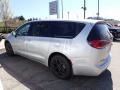 Chrysler Pacifica Hybrid Touring L Silver Mist photo #8