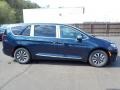 Chrysler Pacifica Hybrid Limited Fathom Blue Pearl photo #7