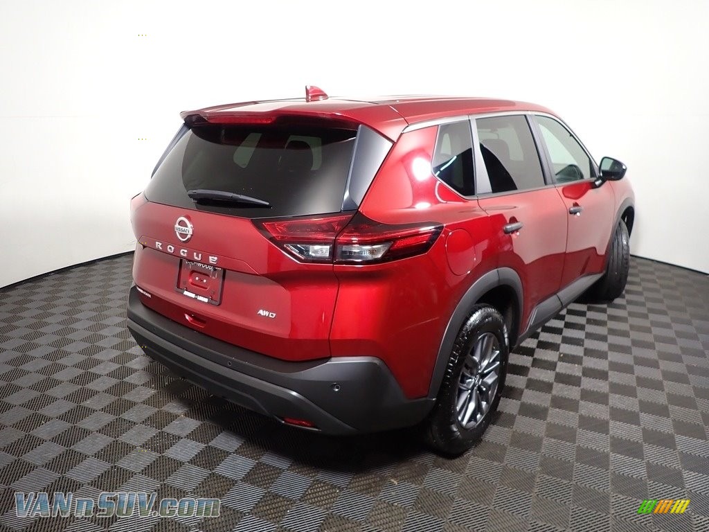2021 Rogue S AWD - Scarlet Ember Tintcoat / Charcoal photo #17