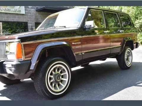 Dark Brown Metallic 1985 Jeep Wagoneer Limited 4x4