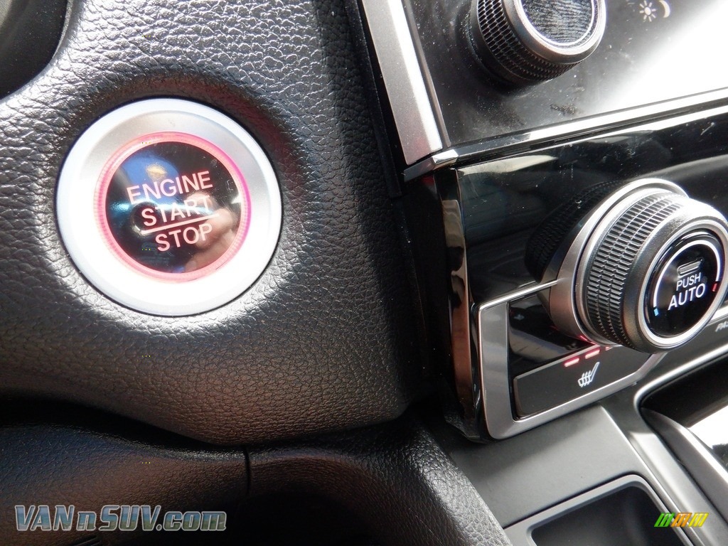 2020 CR-V Touring AWD - Sonic Gray Pearl / Black photo #22