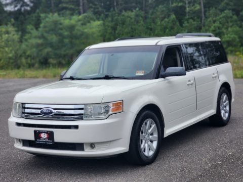 White Suede Clearcoat 2009 Ford Flex SE