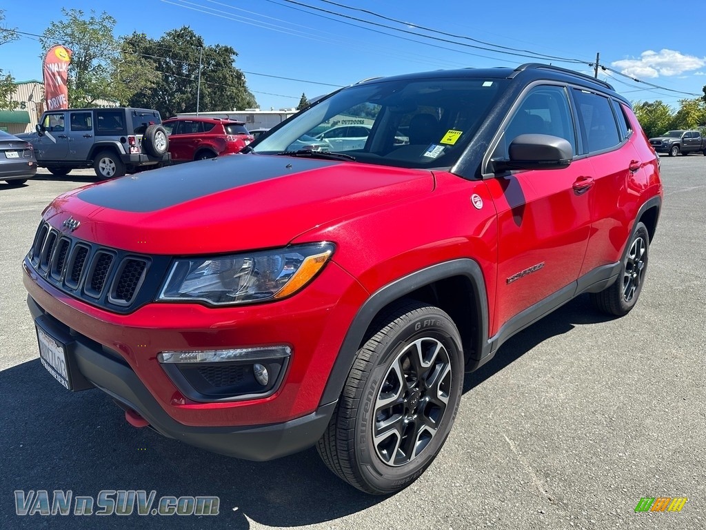 2021 Compass Trailhawk 4x4 - Redline Pearl / Black/Ruby Red photo #3