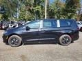 Chrysler Pacifica Hybrid Touring L Brilliant Black Crystal Pearl photo #3