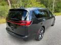 Chrysler Pacifica Touring L S Appearance Package Brilliant Black Crystal Pearl photo #6
