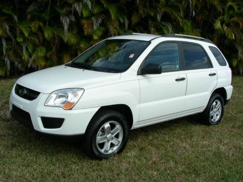 Clear White 2009 Kia Sportage Clear White 2009 Kia Sportage