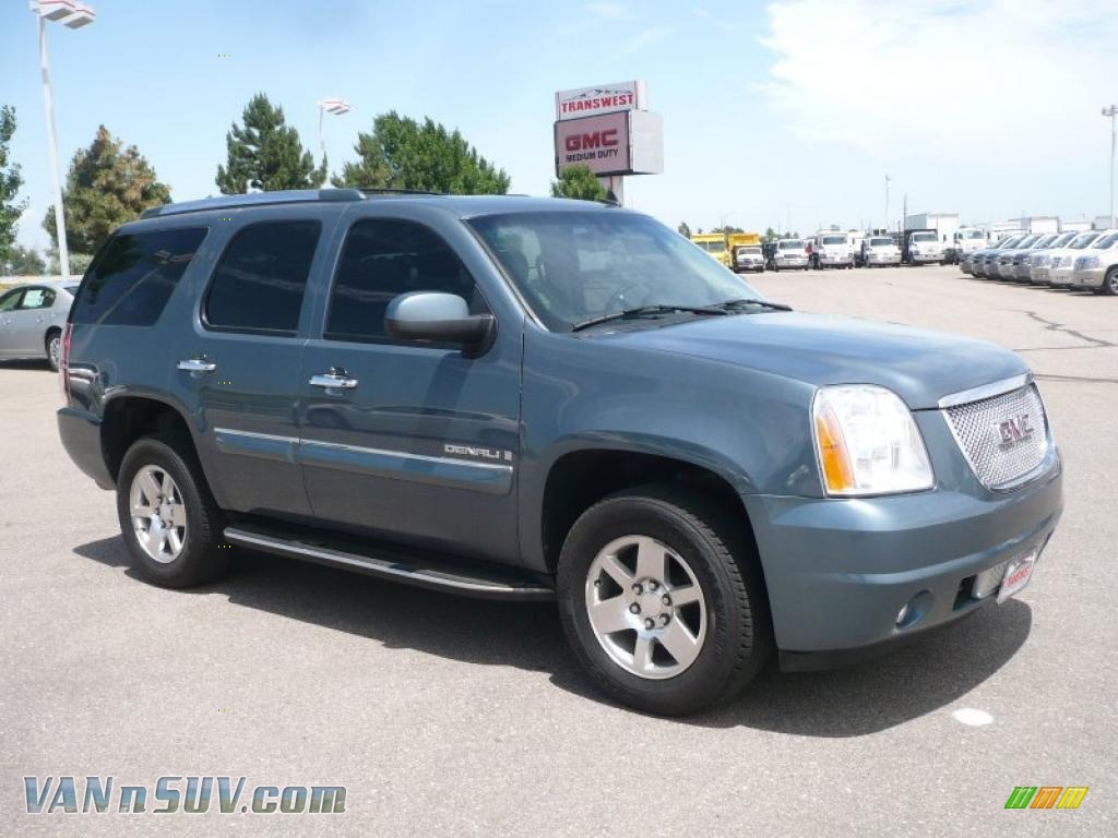 2007 Gmc yukon denali console #3