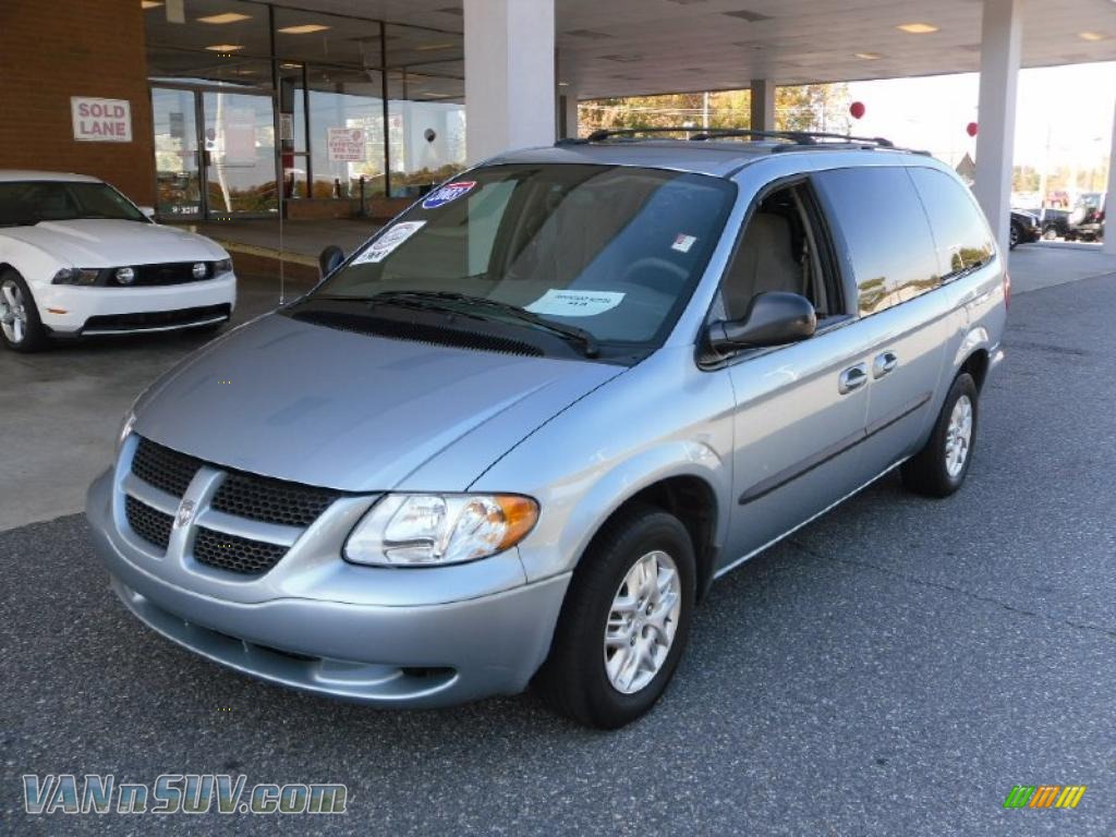 blue dodge minivan