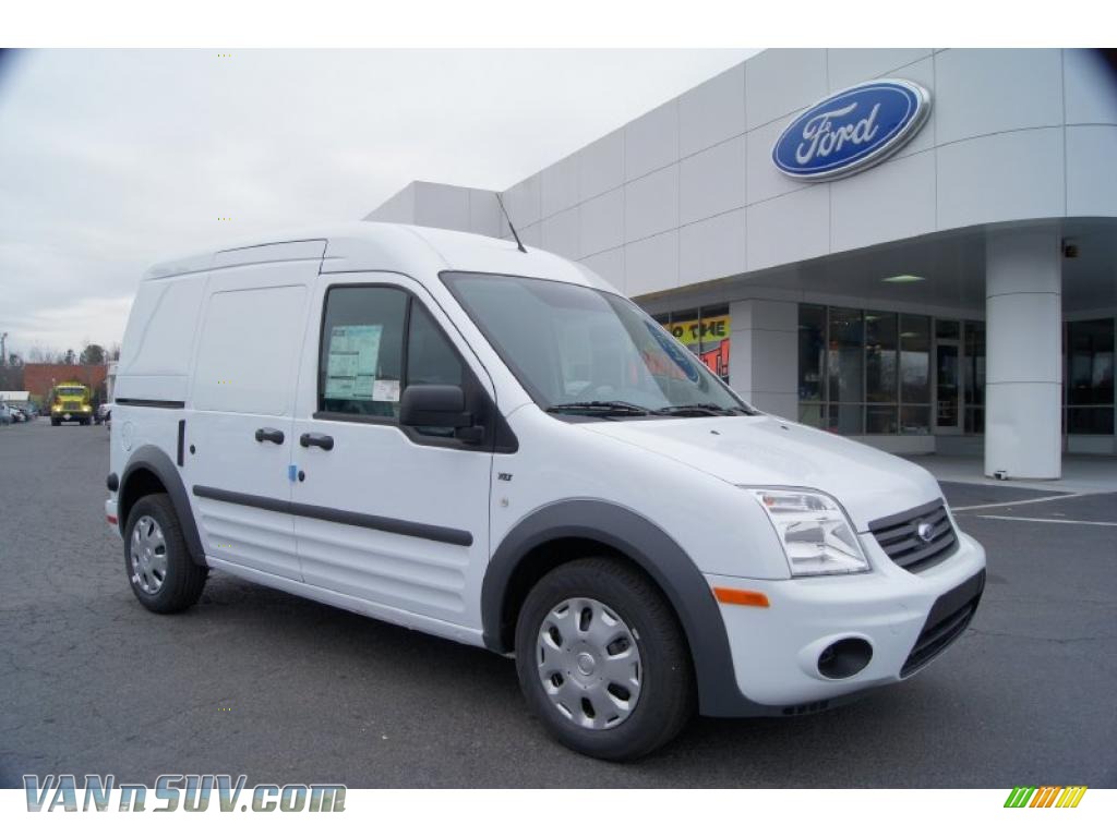 2011 Ford Transit Connect XLT Cargo Van in Frozen White 044451