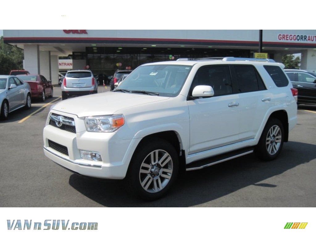 toyota 4runner trail vs sr5 toyota 4runner trail vs sr5