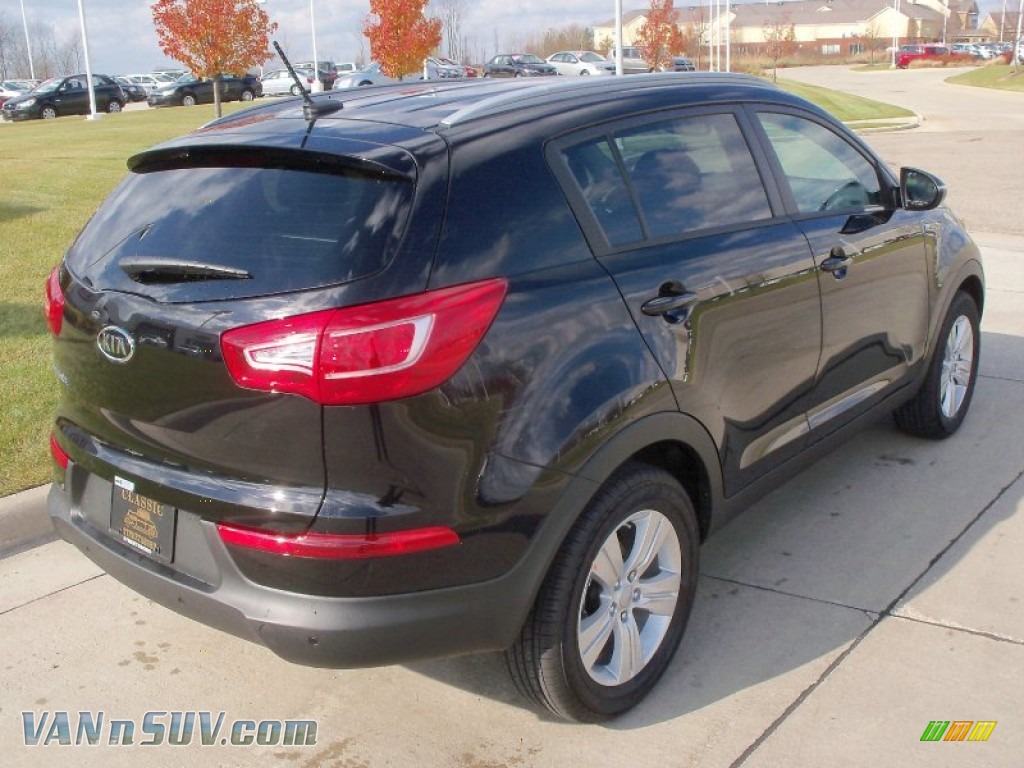 2012 Sportage LX AWD - Black Cherry / Black photo #4