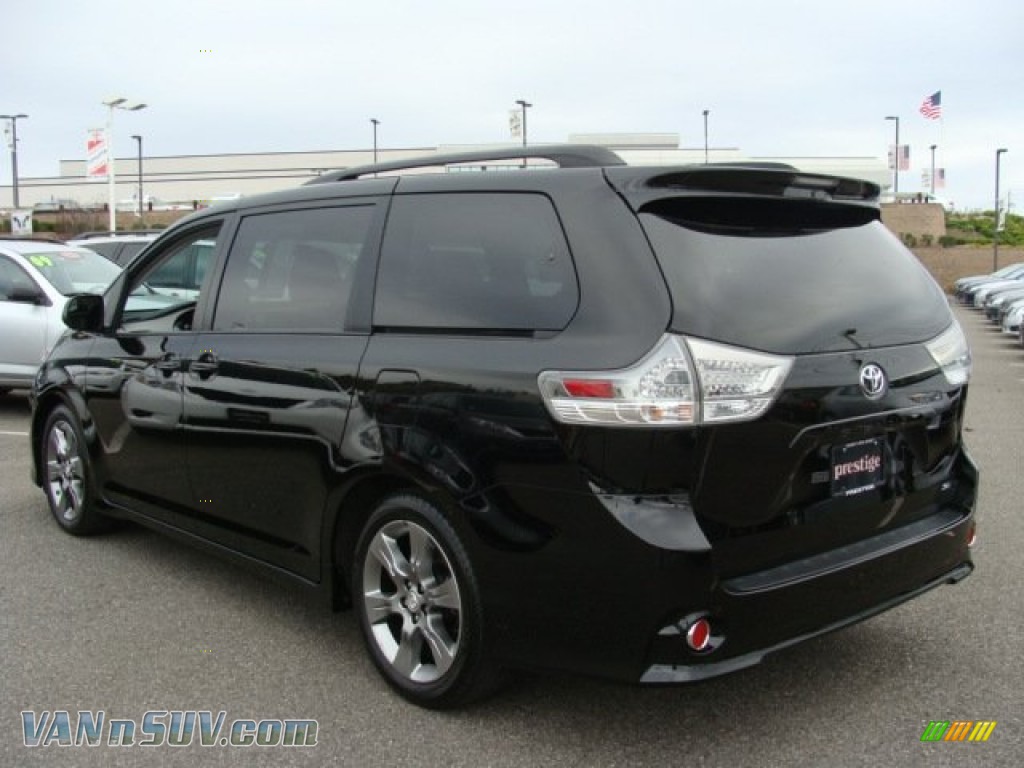 2011 Toyota sienna se for sale