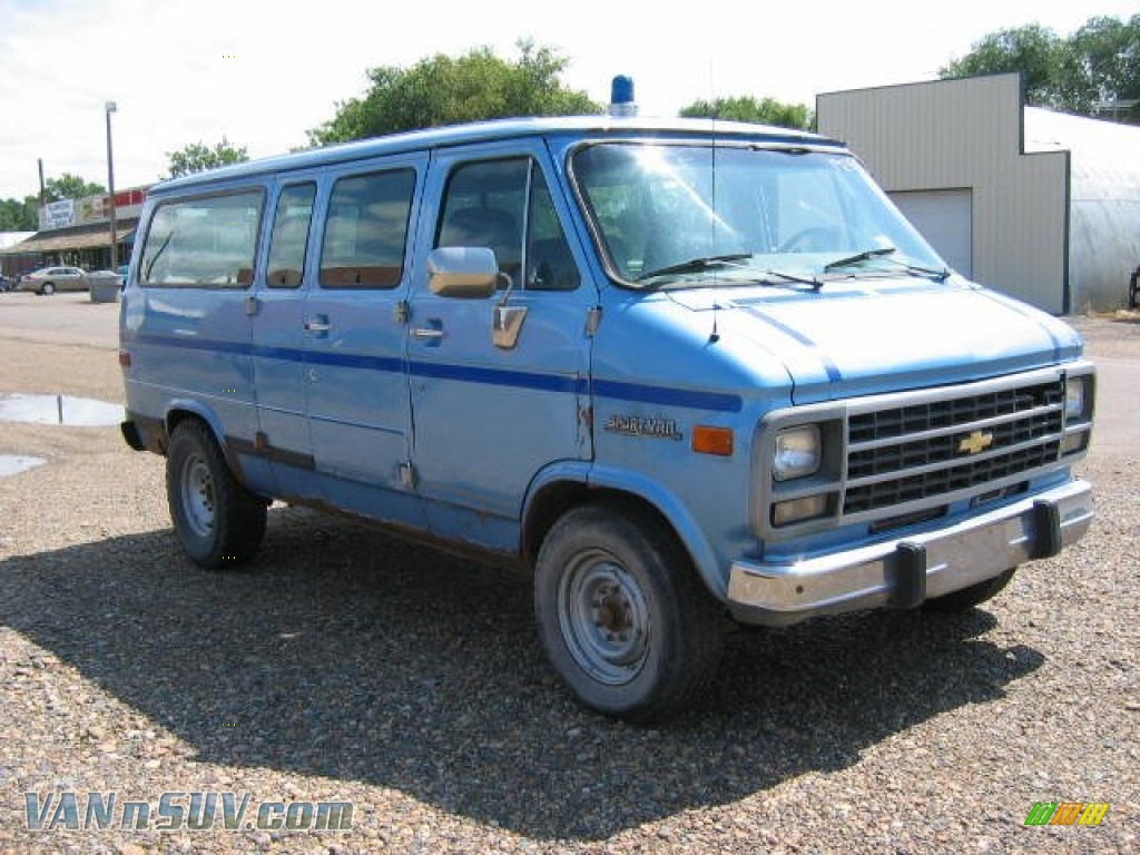 1995 Chevy Van G30 Sport Van - Light Stellar Blue Metallic / Blue photo #2