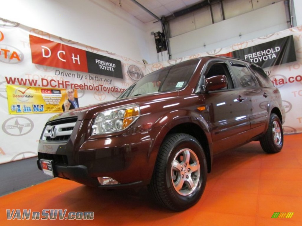 Dark Cherry Pearl / Gray Honda Pilot Special Edition 4WD Dark Cherry Pearl / Gray Honda Pilot Special Edition 4WD