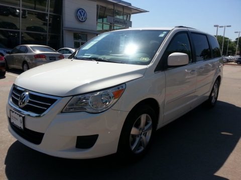 Calla Lilly White 2011 Volkswagen Routan SEL